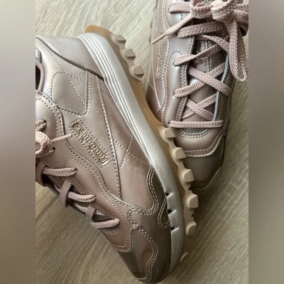 Reebok Rose Gold Metallic Sneakers CardiB Leather Platforms Y2K Chunky Size 8.5 - Picture 6 of 14